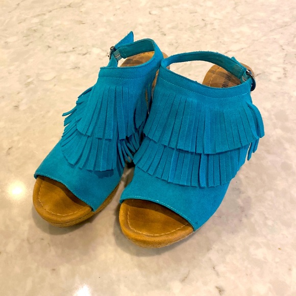 Minnetonka Shoes - Minnetonka Turquoise Leather Upper Sandal Wedges